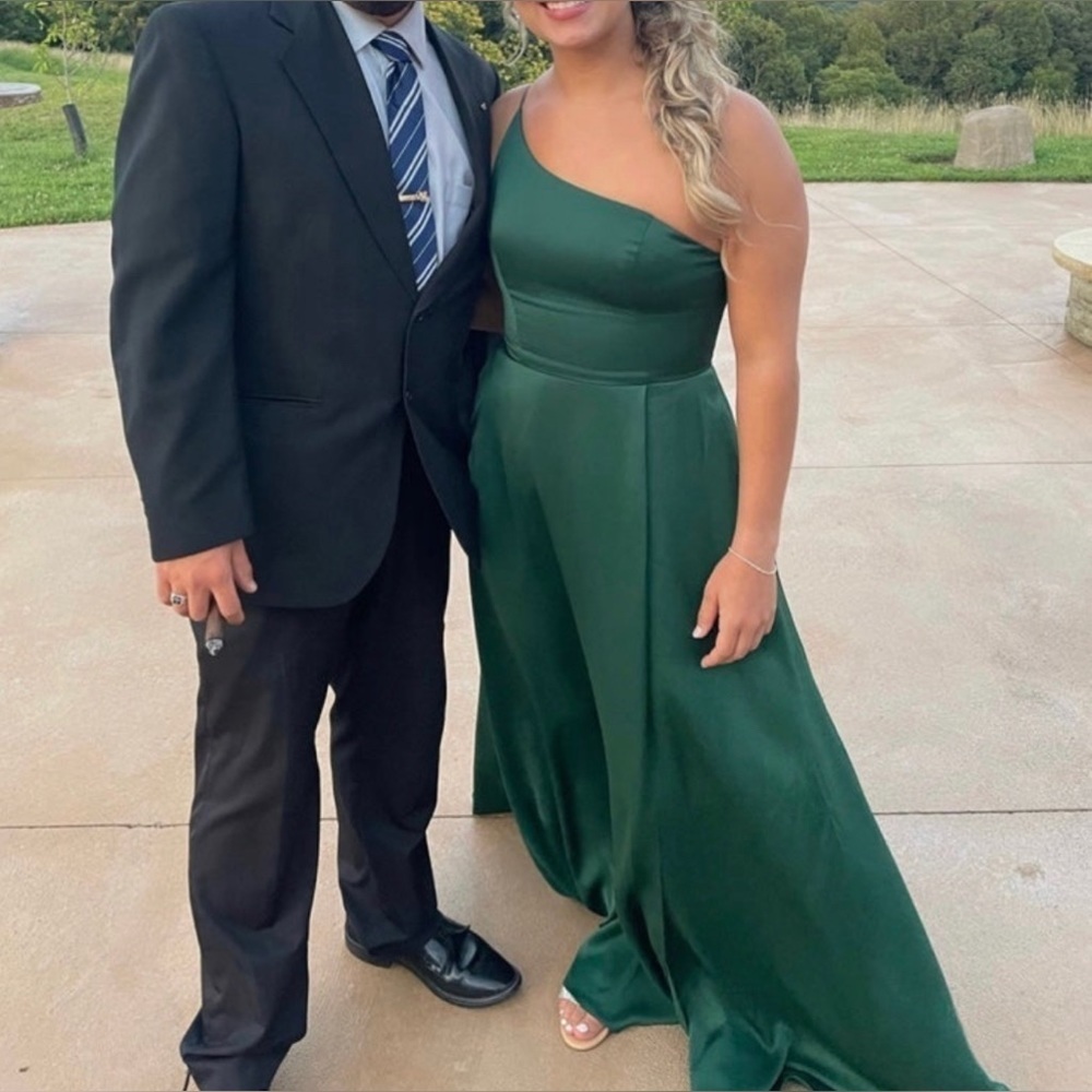 David’s Bridal crepe-back satin one-shoulder bridesmaid dress Juniper si…